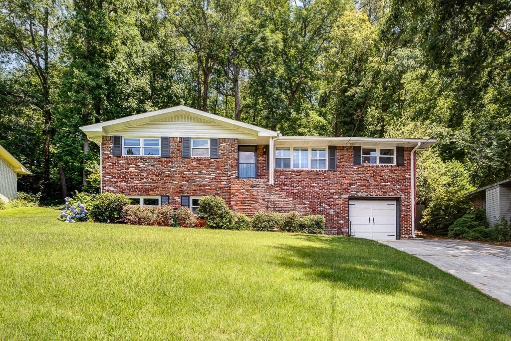 5 bedroom, 1,519 sq ft single family residence sold at 2252 Capehart Circle, Atlanta, GA 30345