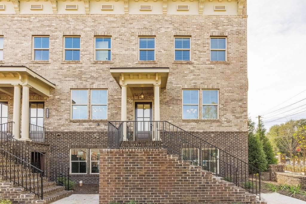1200 Virginia Court 101, Atlanta, GA 30306 — most recent listing photo