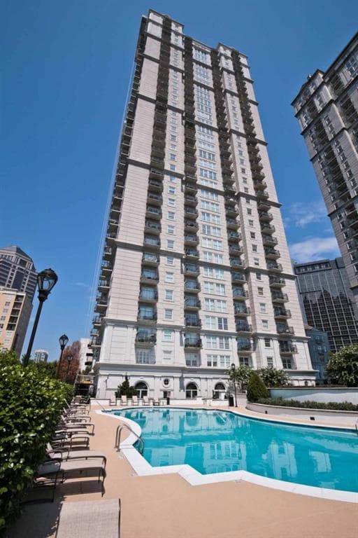 2 bedroom, 1,434 sq ft condominium sold at 195 14th Street PH602, Atlanta, GA 30309