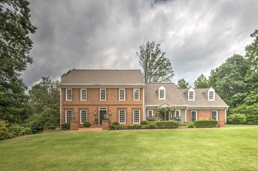 1880 Vermack Court, Dunwoody, GA 30338 — most recent listing photo