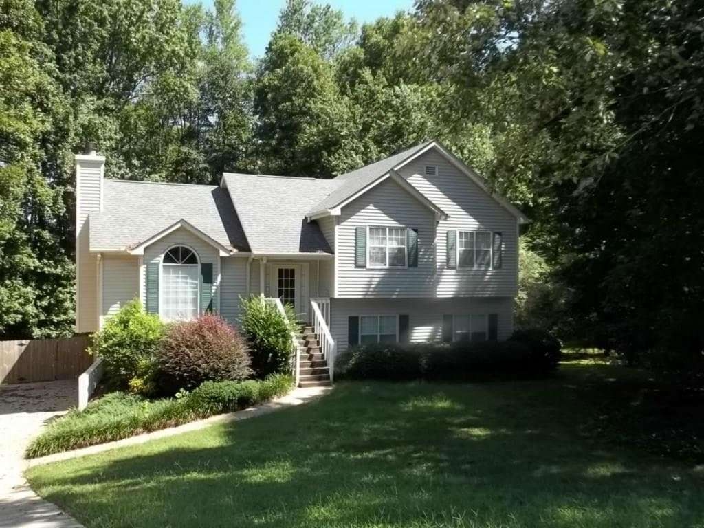 6120 Carriage Court, Cumming, GA 30040 — most recent listing photo