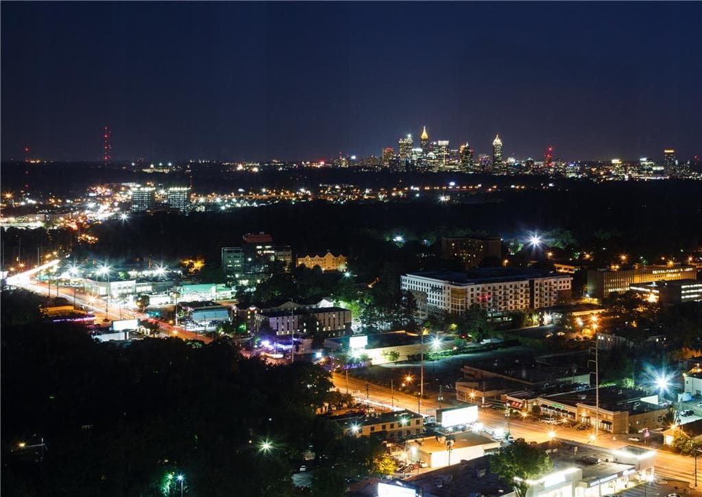 2 bedroom, 1,223 sq ft condominium sold at 3324 Peachtree Road 1818, Atlanta, GA 30326