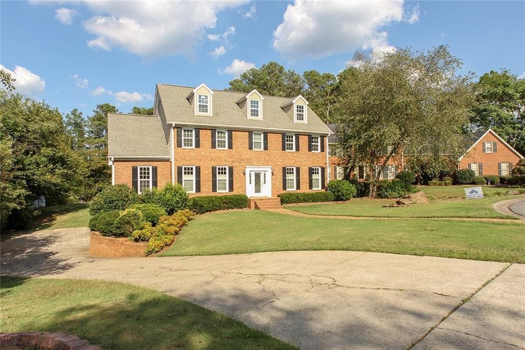 945 Mountain Brook Lane, Marietta, GA 30064 — most recent listing photo