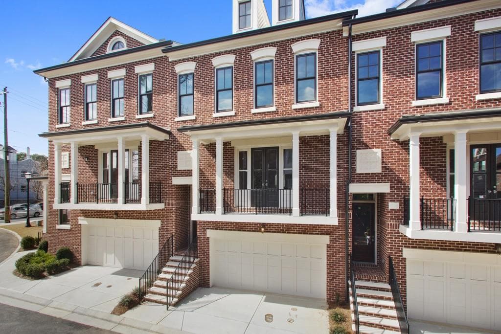 3712 Paige Way 3712, Atlanta, GA 30319 — most recent listing photo