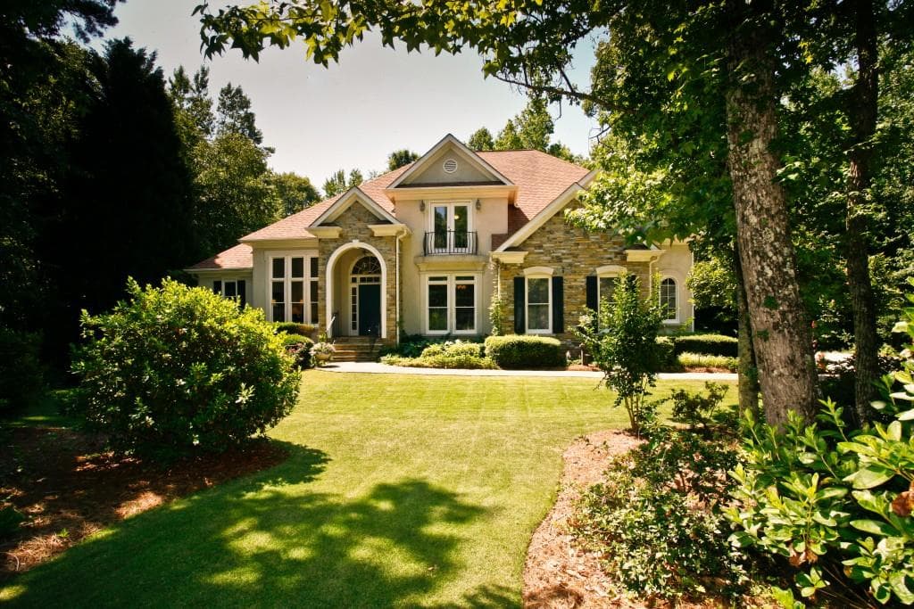4 bedroom, 3,491 sq ft single family residence sold at 345 Aurelia Trace, Alpharetta, GA 30004