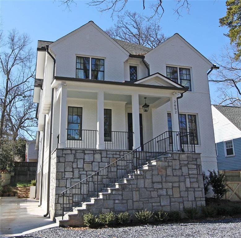 5 bedroom, 4,228 sq ft single family residence sold at 2652 Forrest Way, Atlanta, GA 30305