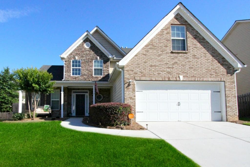 4 bedroom, 2,308 sq ft single family residence sold at 1161 Rose Terrace Circle, Loganville, GA 30052