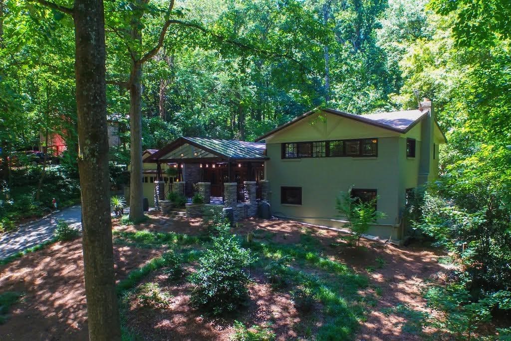3215 Saybrook Drive, Brookhaven, GA 30319 — most recent listing photo
