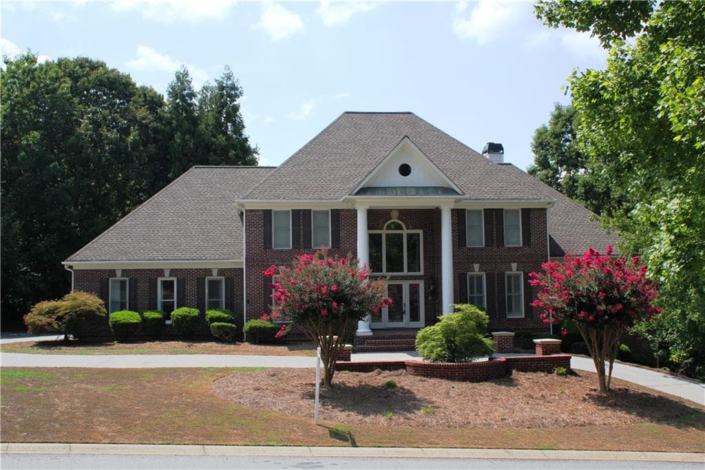 5 bedroom, 6,890 sq ft single family residence sold at 311 William Falls Drive, Canton, GA 30114