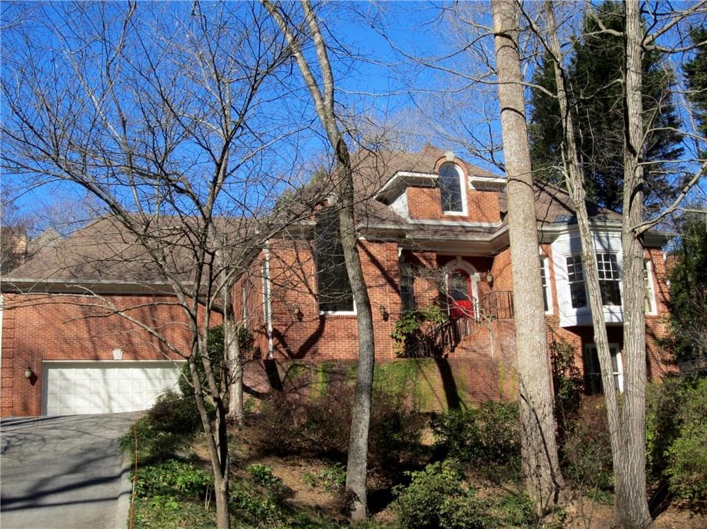 5 bedroom, 4,782 sq ft single family residence sold at 1726 Mason Mill Road, Atlanta, GA 30329