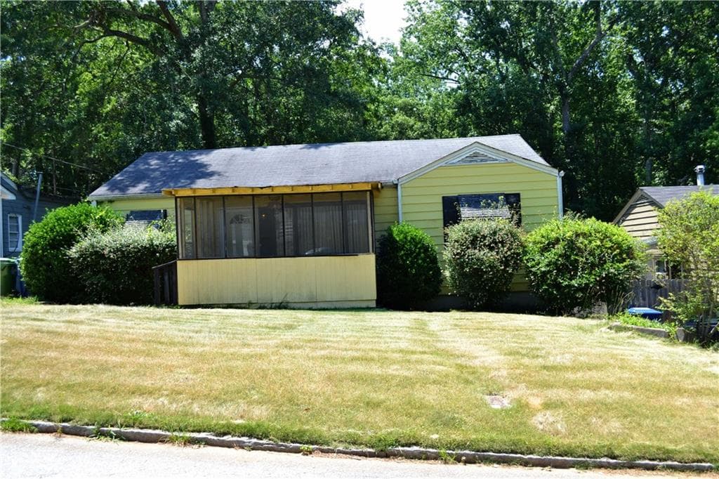 3 bedroom, 1,039 sq ft single family residence sold at 93 Dearborn Street, Atlanta, GA 30317