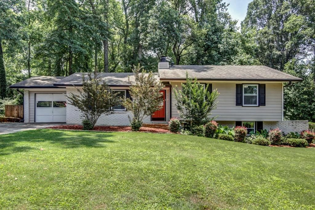 1704 Mohawk Place, Smyrna, GA 30080 — most recent listing photo