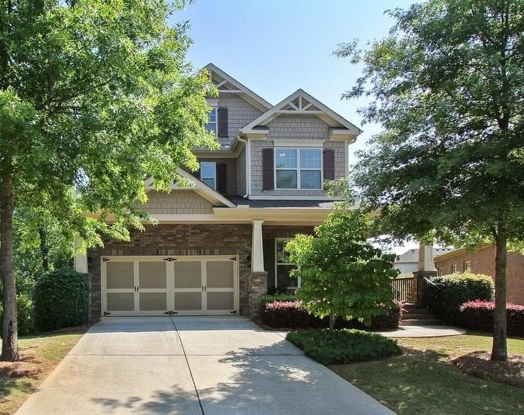 3 bedroom, 3,150 sq ft single family residence sold at 3025 Riverbrooke Court, Atlanta, GA 30339