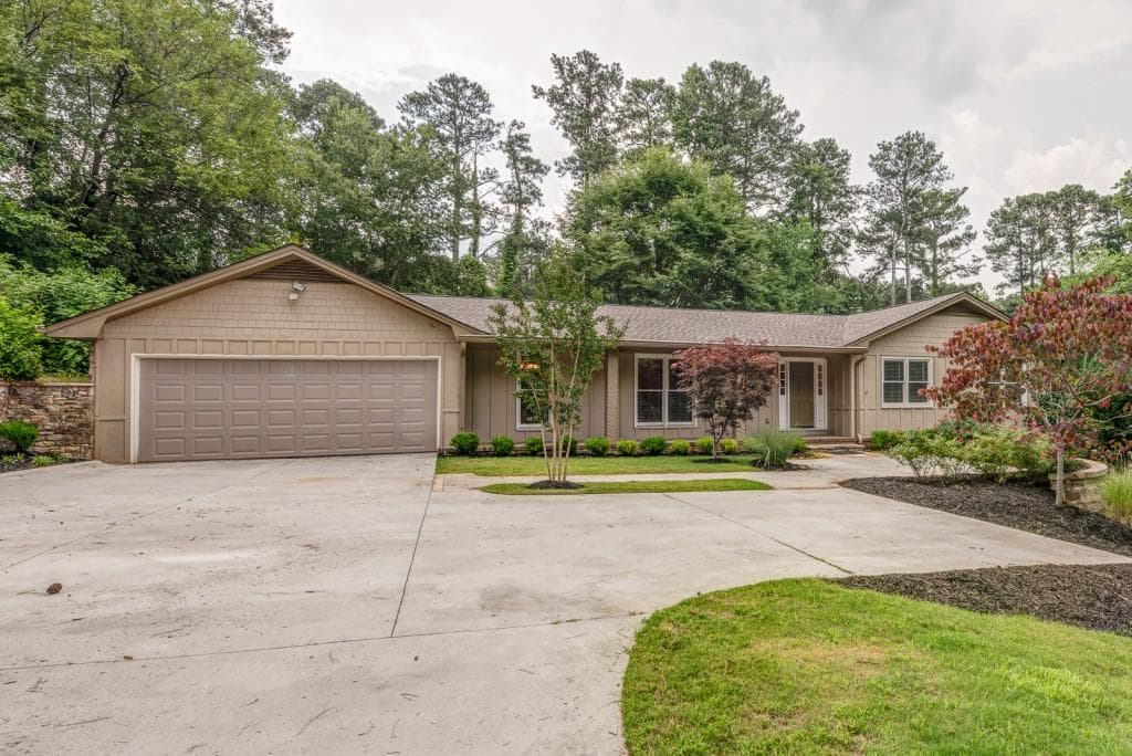 4120 Clubland Drive, Marietta, GA 30068 — most recent listing photo