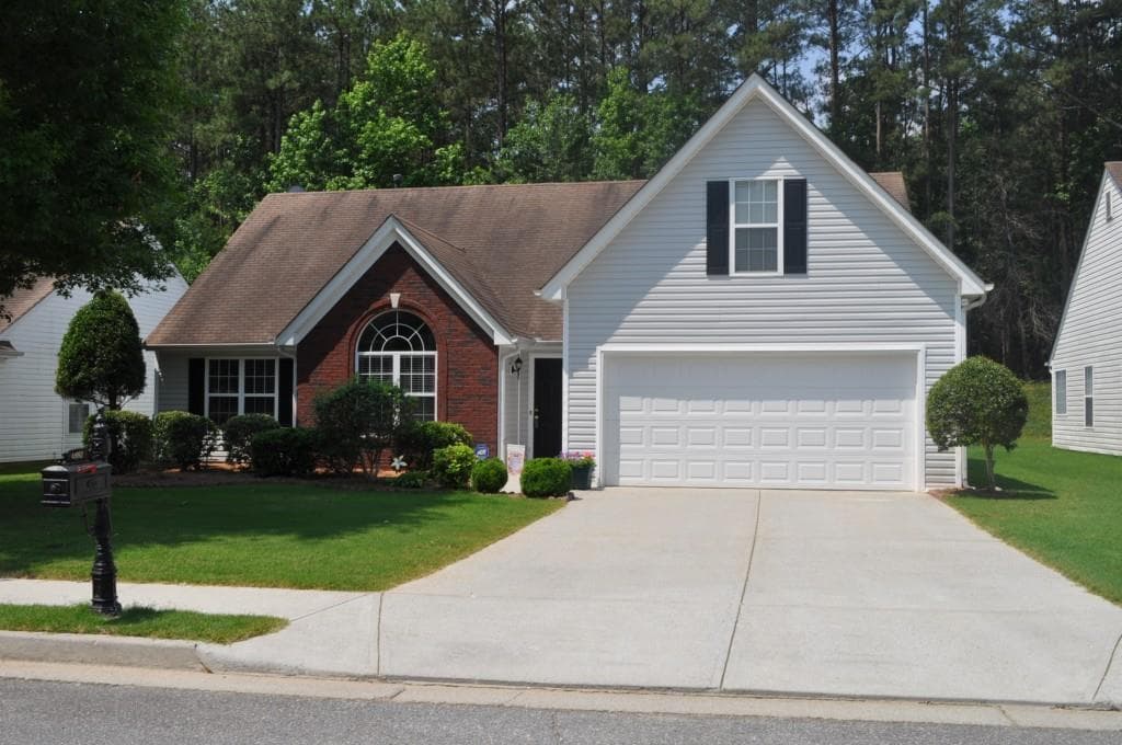 4880 Markim Forest Lane, Sugar Hill, GA 30518 — most recent listing photo