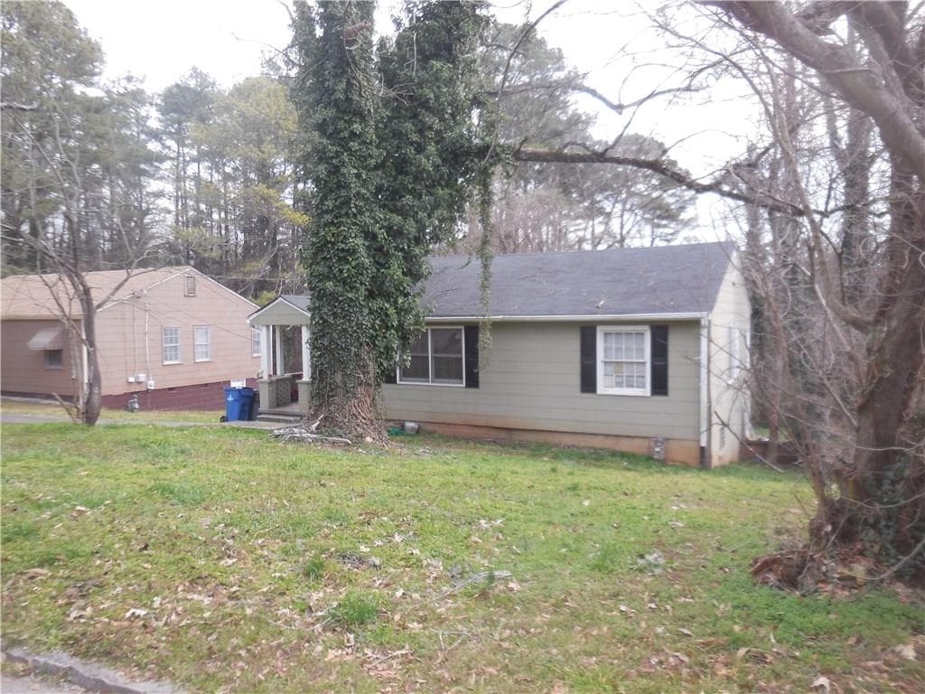 3 bedroom, 1,028 sq ft single family residence sold at 2152 Castlewood Street, East Point, GA 30344