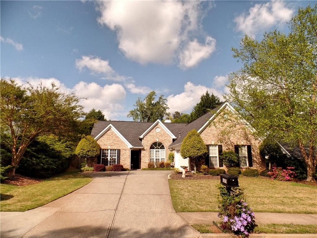 1070 RAFINGTON Drive, Lawrenceville, GA 30046 — most recent listing photo