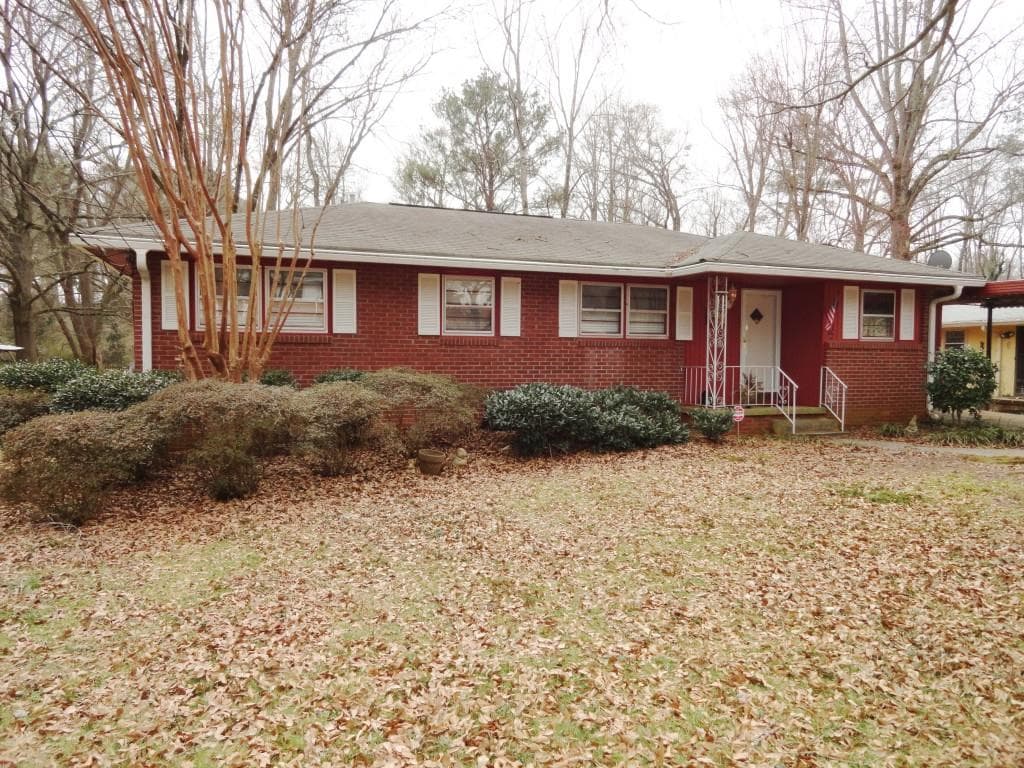 2437 Hunting Valley Drive, Decatur, GA 30033 — most recent listing photo