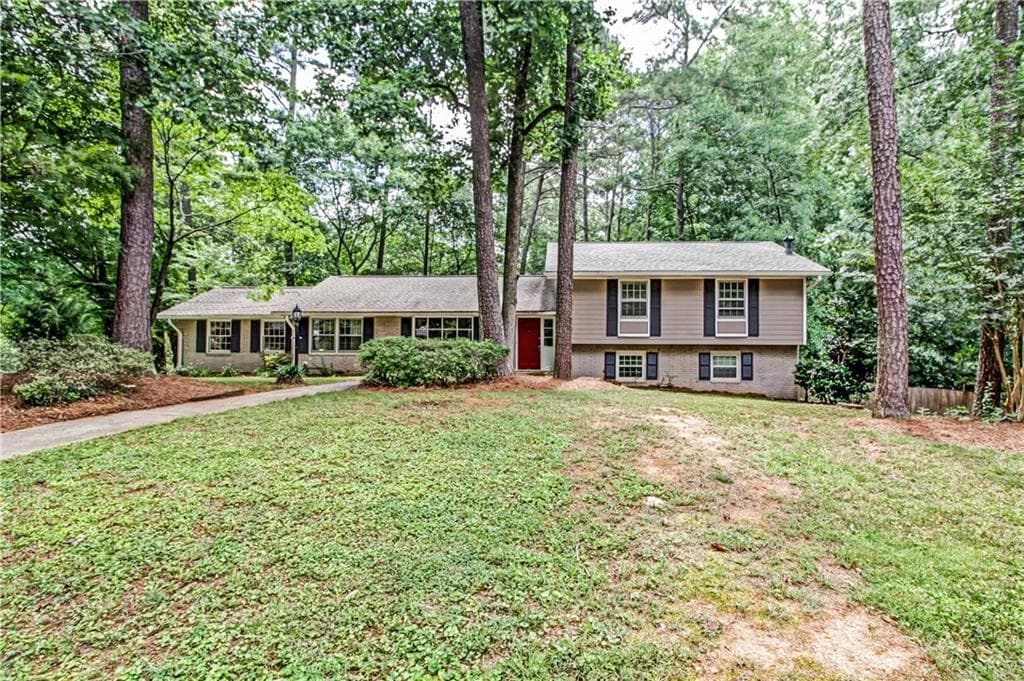 4260 Huntington Circle, Dunwoody, GA 30338 — most recent listing photo