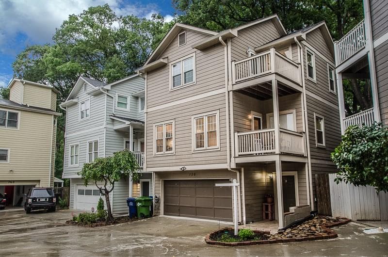 2 bedroom, 1,256 sq ft single family residence sold at 739 Ponce De Leon Place, Atlanta, GA 30306