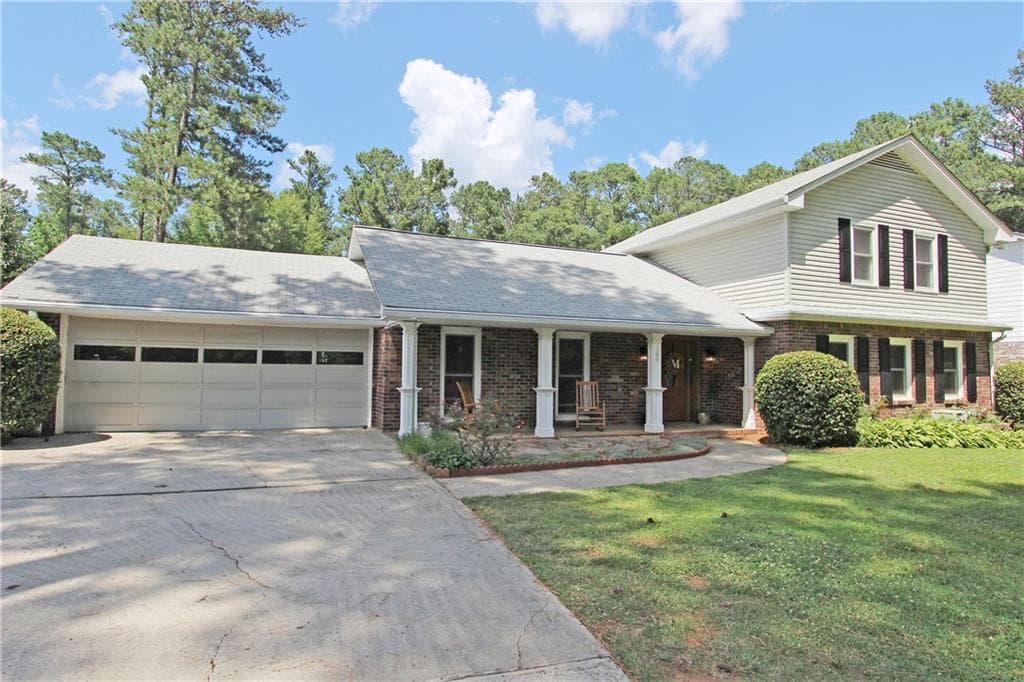 380 Houze Way, Roswell, GA 30076 — most recent listing photo