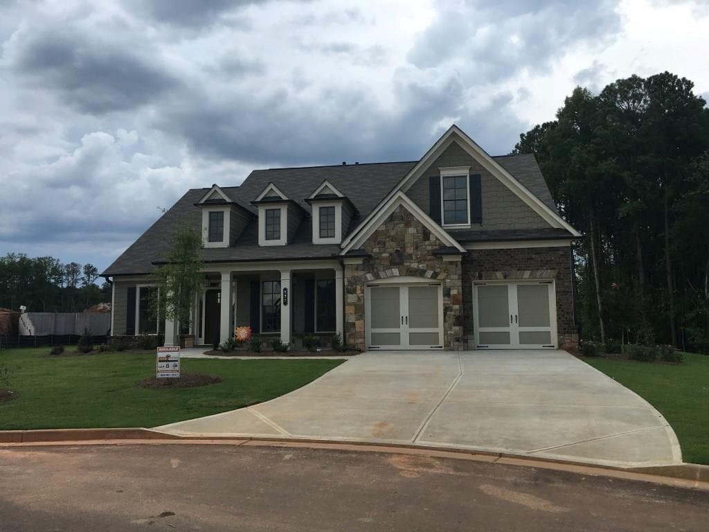 4 bedroom, 3,001 sq ft single family residence sold at 535 Barkley Hill, Alpharetta, GA 30004