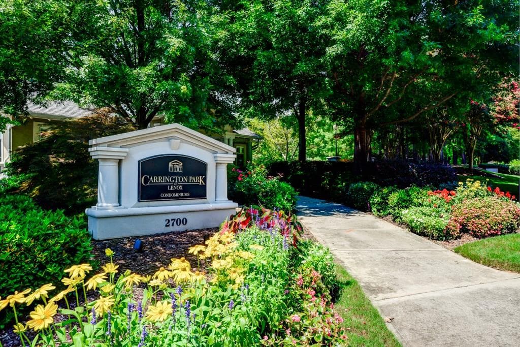2 bedroom, 1,130 sq ft condominium sold at 2700 Pine Tree Road 2211, Atlanta, GA 30324