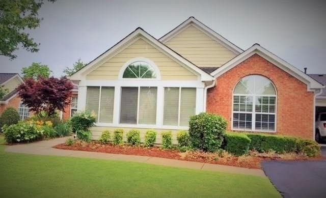 4401 Orchard Trace, Roswell, GA 30076 — most recent listing photo