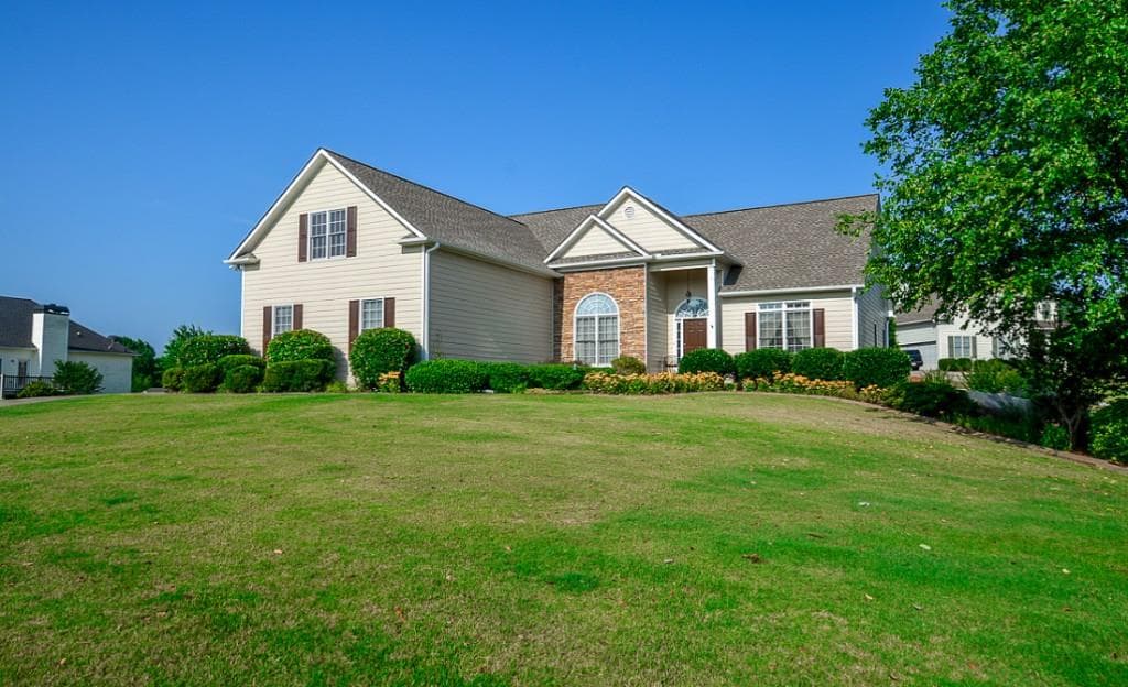 203 Mountain View Drive, Woodstock, GA 30188 — most recent listing photo