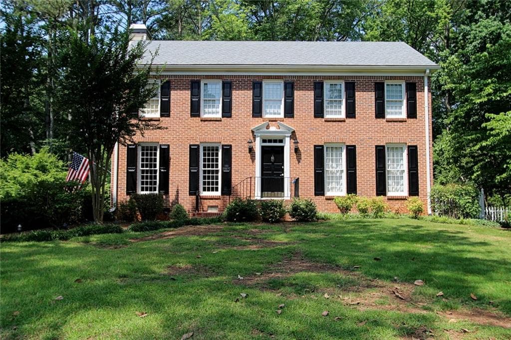 4 bedroom, 2,814 sq ft single family residence sold at 3170 NORMANDY Circle, Marietta, GA 30062
