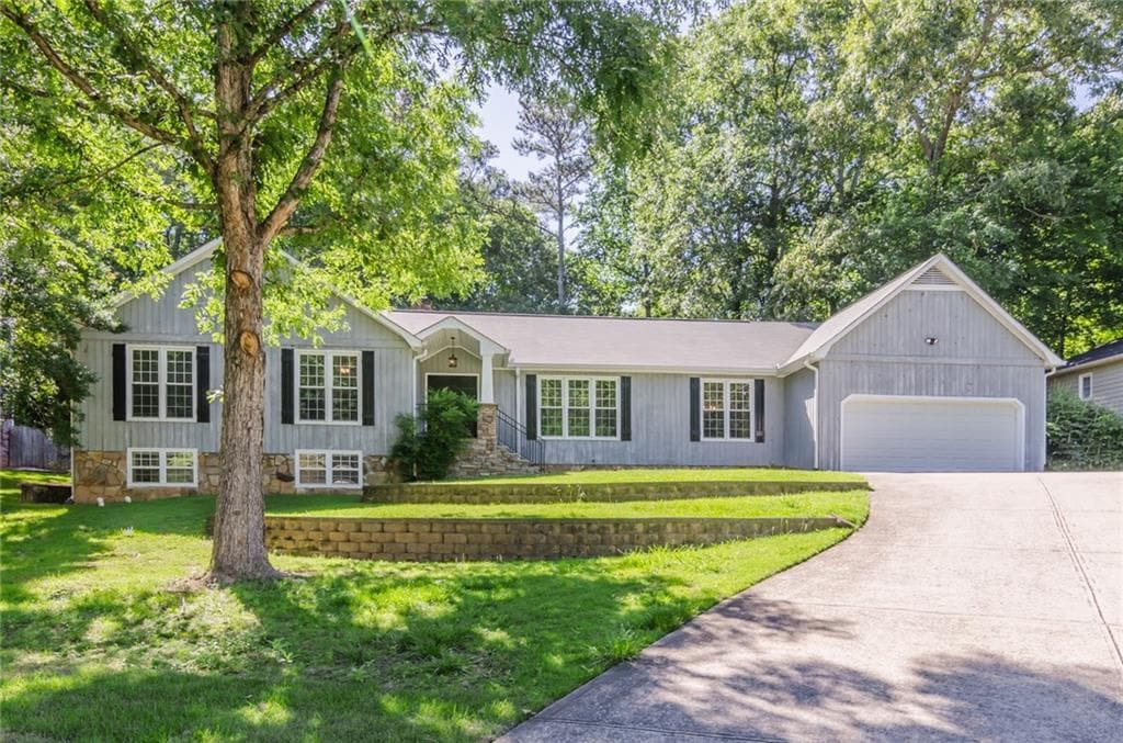 344 Weatherstone Lane, Marietta, GA 30068 — most recent listing photo
