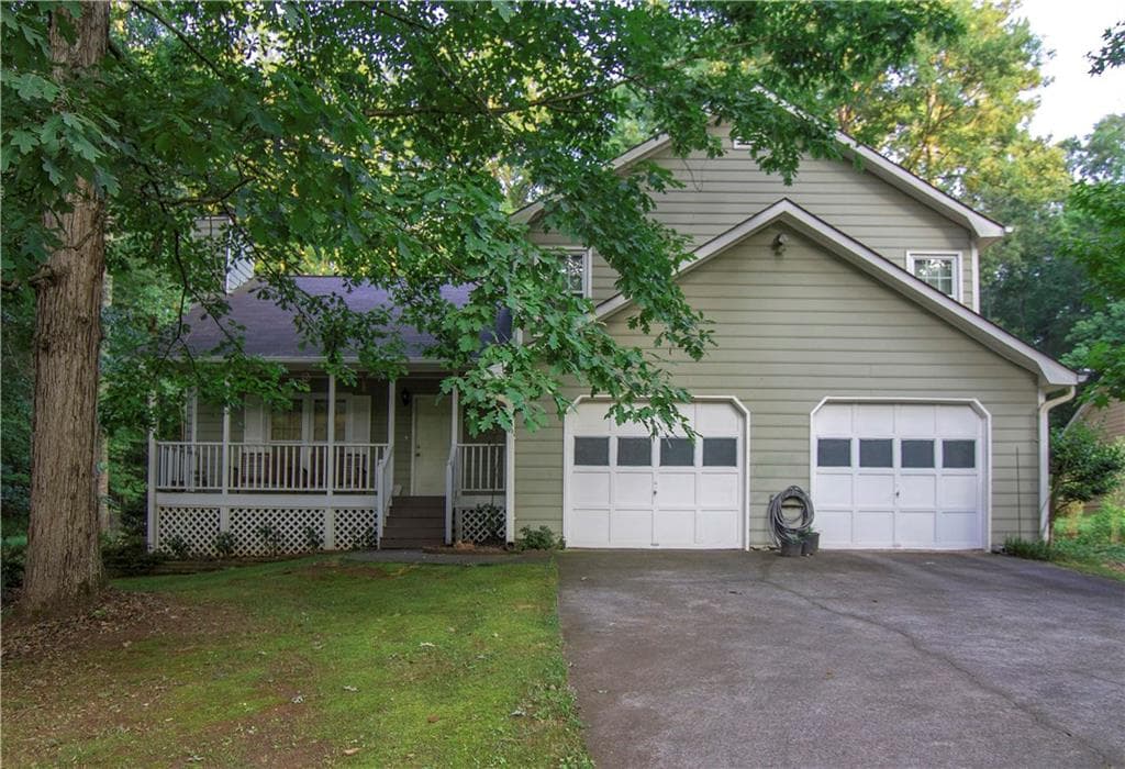 3 bedroom, 1,496 sq ft single family residence sold at 4923 Muirwood Drive, Powder Springs, GA 30127
