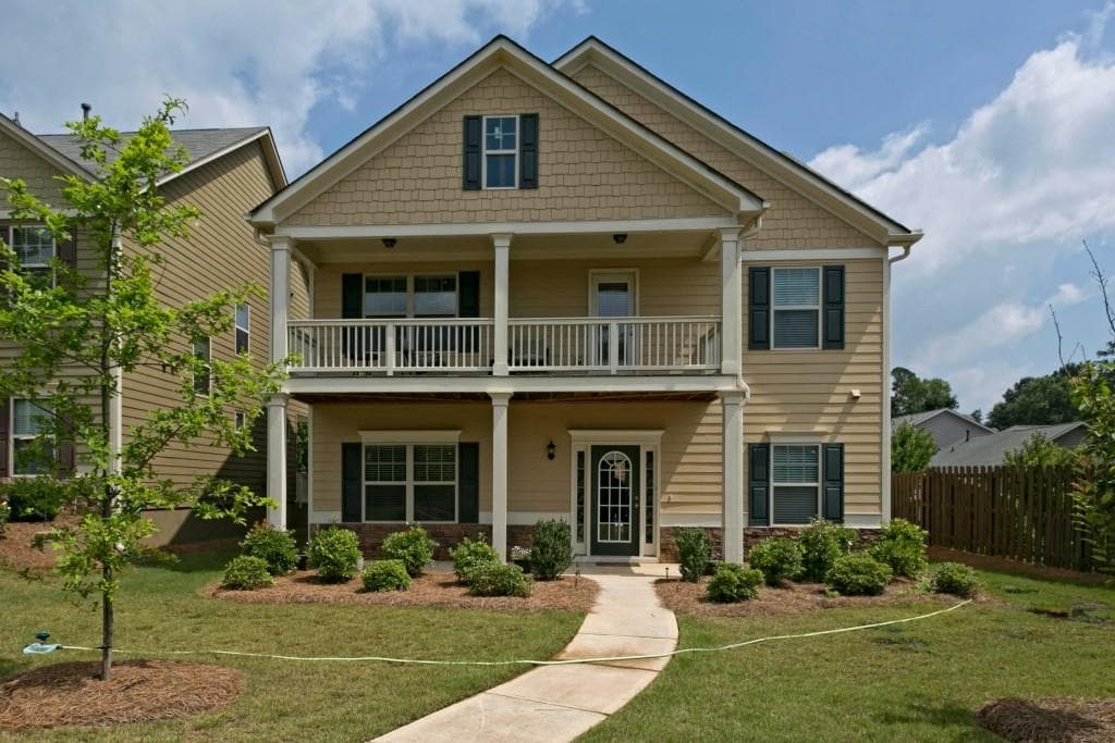 4 bedroom, 2,650 sq ft single family residence sold at 307 Montgomery Way, Woodstock, GA 30188