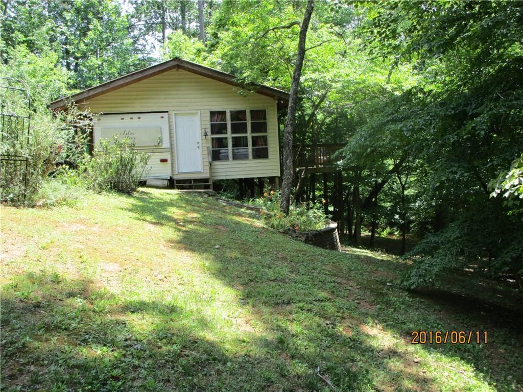 2 bedroom single family residence sold at 1143 MARTIN Drive, Cleveland, GA 30528