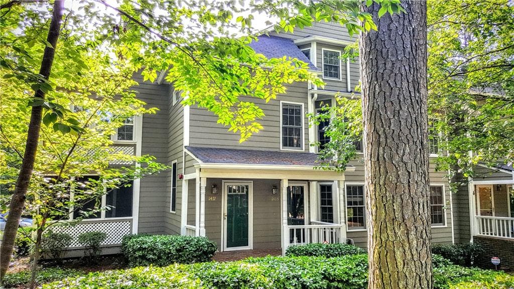 1417 Oakridge Circle, Decatur, GA 30033 — most recent listing photo