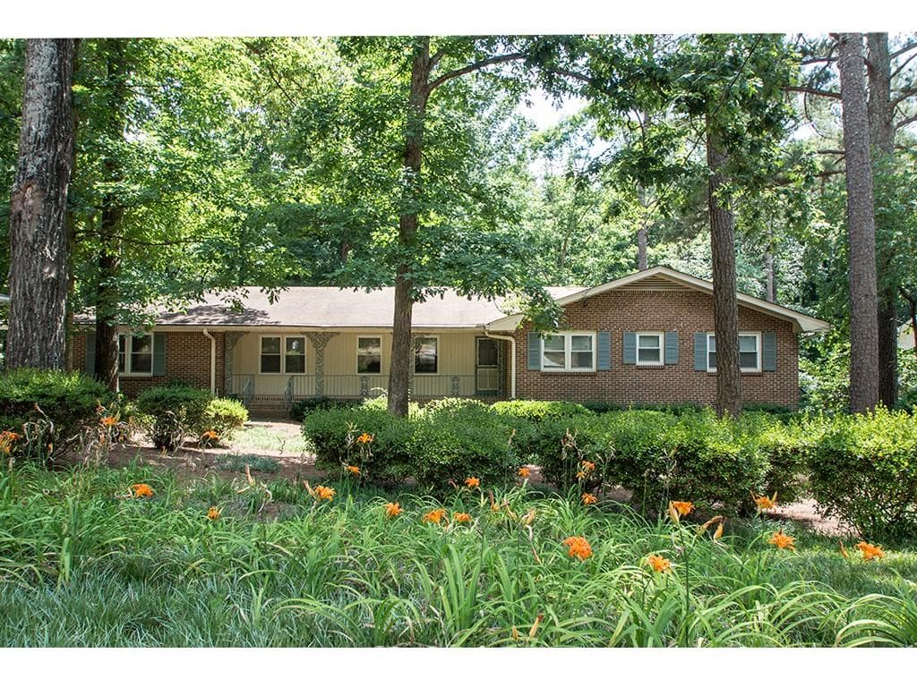 4 bedroom, 1,910 sq ft single family residence sold at 2698 Cravey Drive, Atlanta, GA 30345