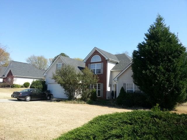 582 Red Tip Lane, Loganville, GA 30052 — most recent listing photo