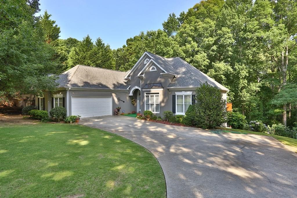 5743 Falls View Drive, Buford, GA 30518 — most recent listing photo