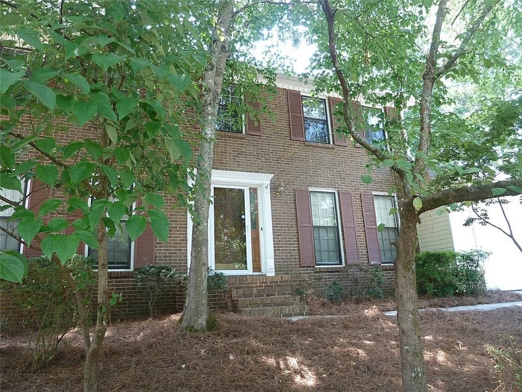 1017 Saybrook Circle, Lilburn, GA 30047 — most recent listing photo