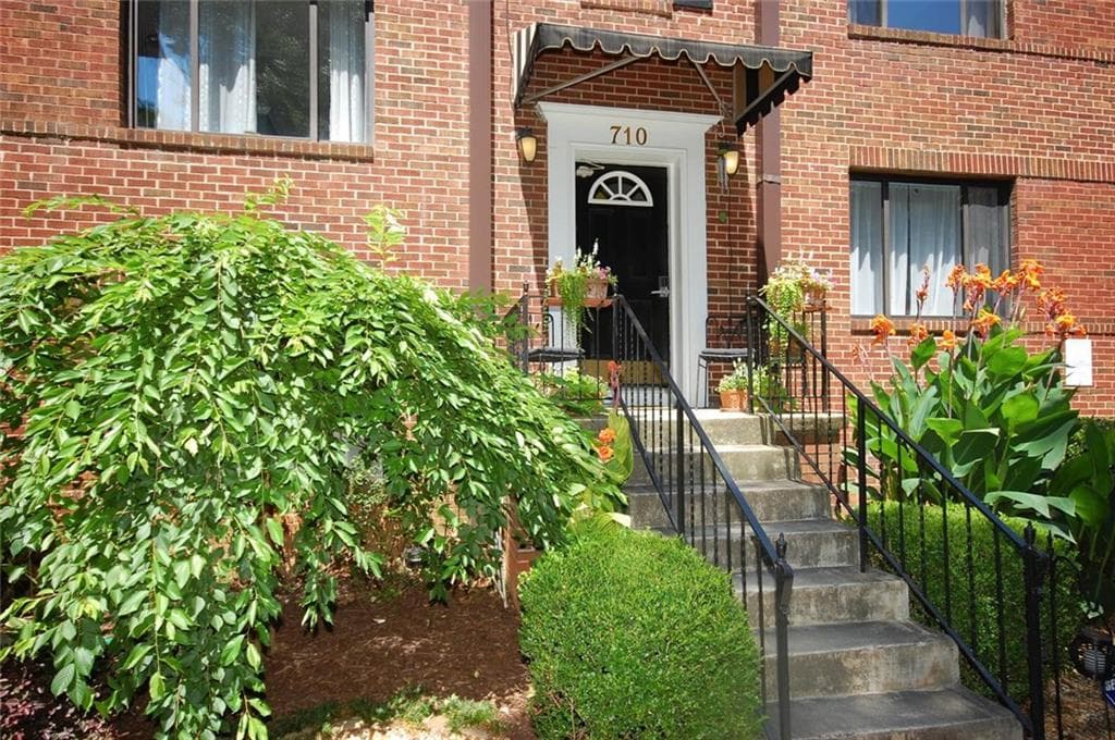 2 bedroom condominium sold at 710 Argonne Avenue 4, Atlanta, GA 30308