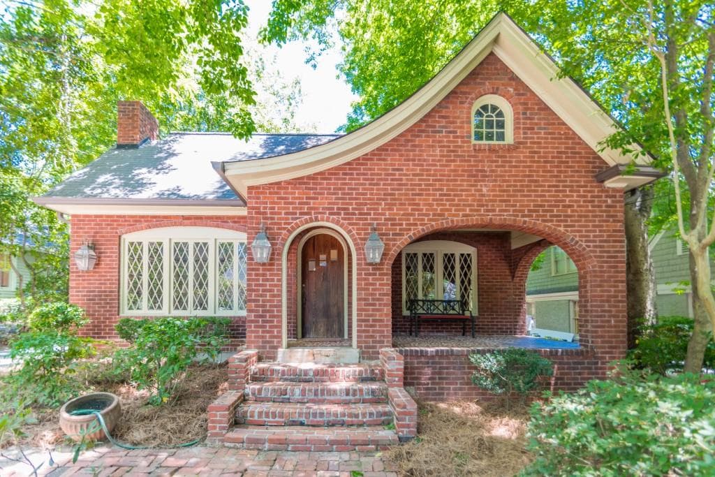 3 bedroom, 1,510 sq ft single family residence sold at 90 Mobile Avenue, Atlanta, GA 30305