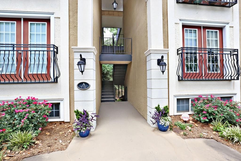 2 bedroom, 1,060 sq ft condominium sold at 1445 Monroe Drive A7, Atlanta, GA 30324