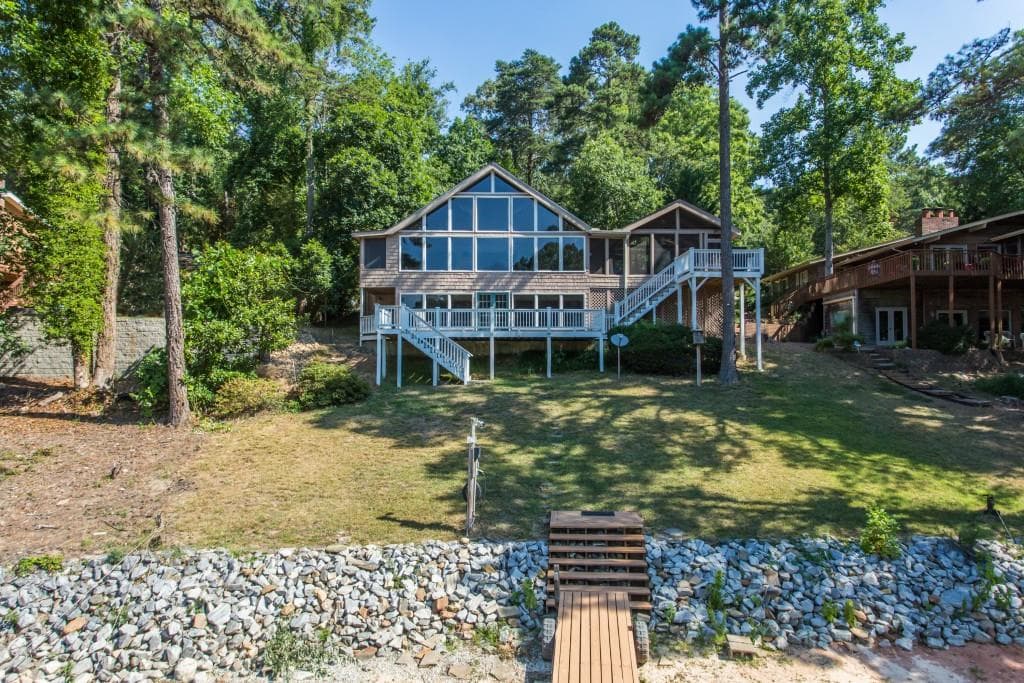 9550 Lisa Circle, Gainesville, GA 30506 — most recent listing photo