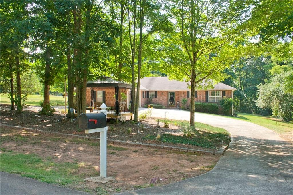 29 Keeble Creek Drive, Jasper, GA 30143 — most recent listing photo