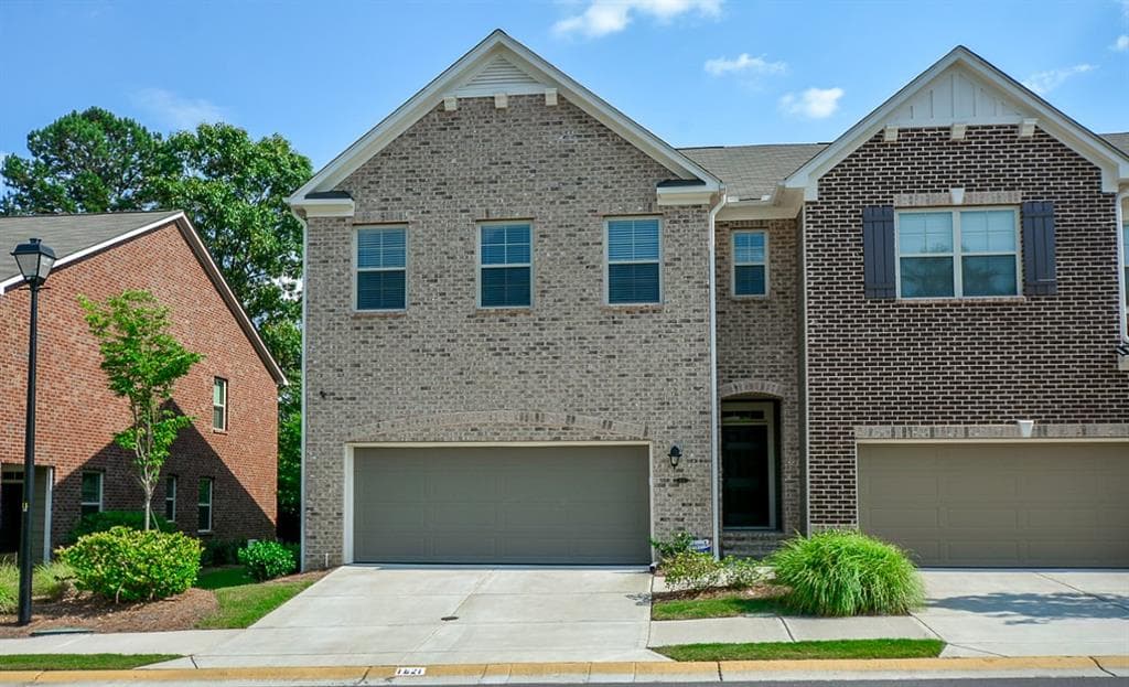 1621 Trailview Way, Brookhaven, GA 30329 — most recent listing photo