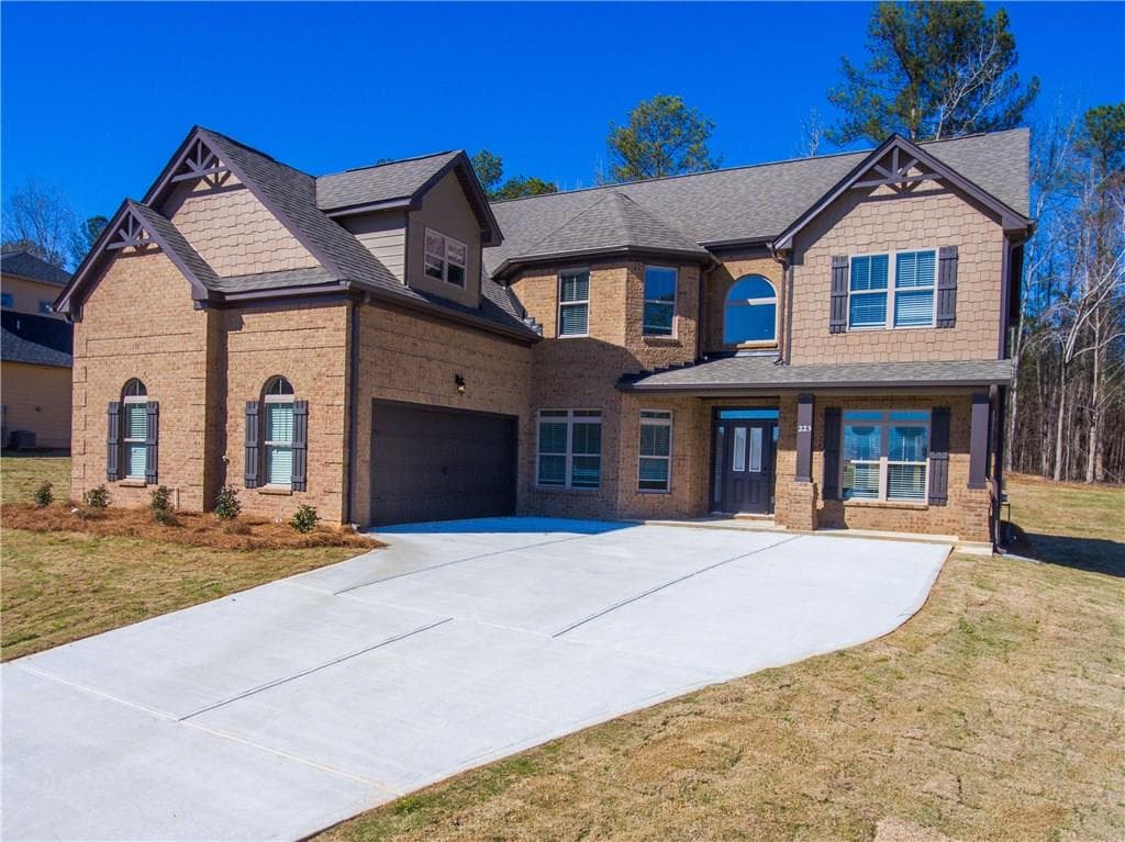 5 bedroom single family residence sold at 223 Darien Drive, Senoia, GA 30276