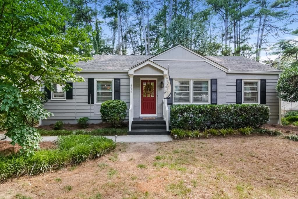 3 bedroom single family residence sold at 1059 Lindridge Drive, Atlanta, GA 30324