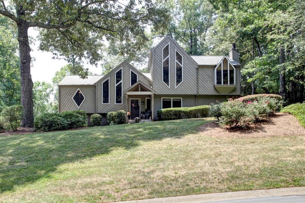 2702 Whitehurst Drive, Marietta, GA 30062 — most recent listing photo