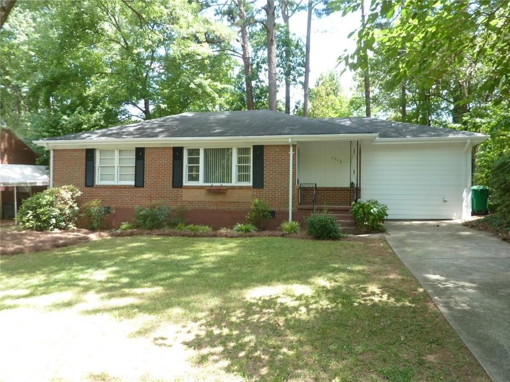 3 bedroom, 1,317 sq ft single family residence sold at 2248 Desmond Drive, Decatur, GA 30033