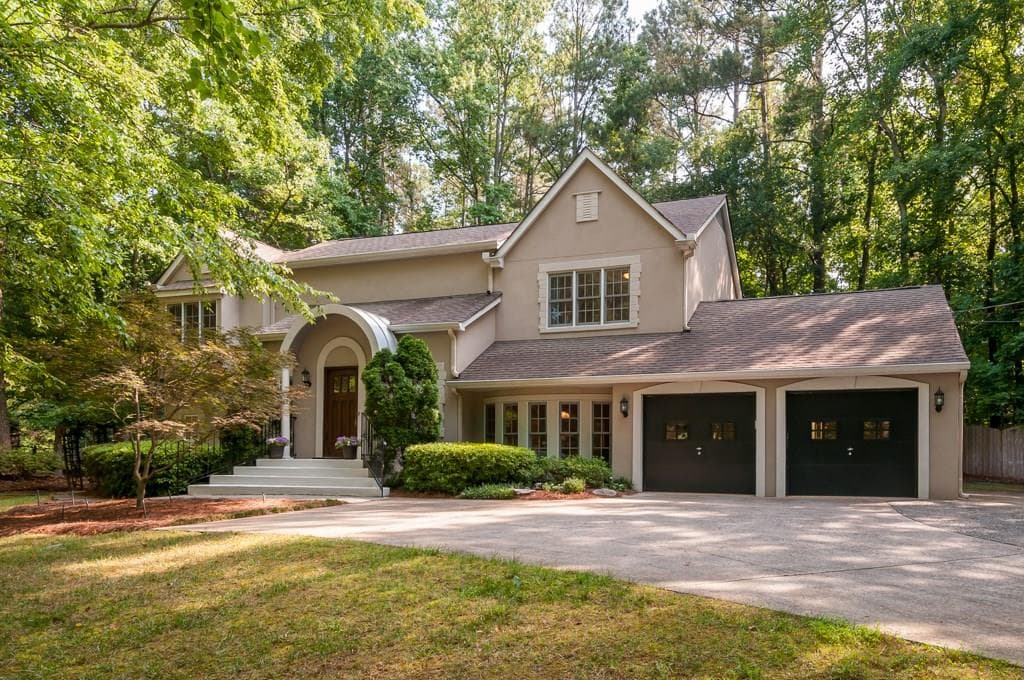 240 Hollyberry Court, Roswell, GA 30076 — most recent listing photo